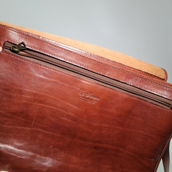 Vintage Brown Italian Leather Messenger Bag Swivel Clasp - Picture 9 of 16